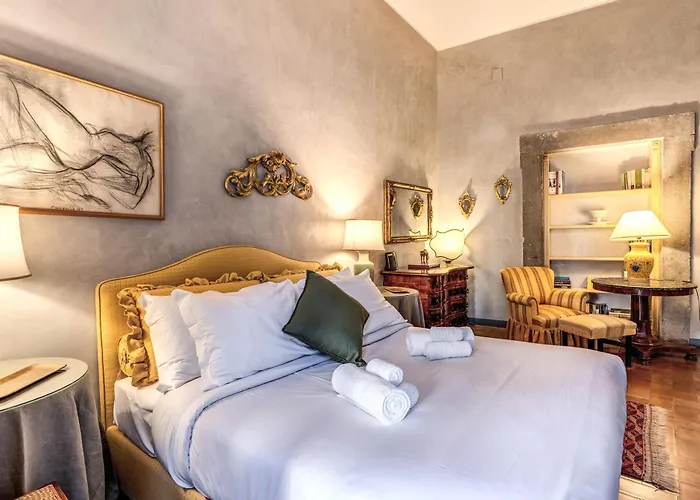 Stylish 2 Bdr With Balcony By Pantheon & Forum *